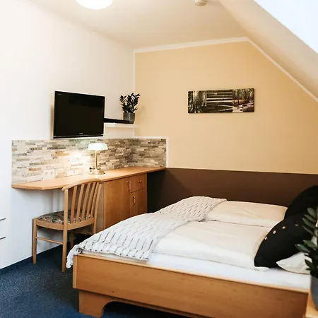 Restaurant Gaestehaus Feldkirchen Hotel 3*