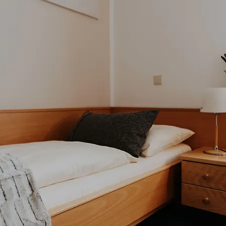 Hotel Restaurant Gaestehaus Feldkirchen 3*