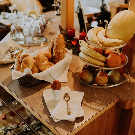 Restaurant Gaestehaus Feldkirchen Hotel