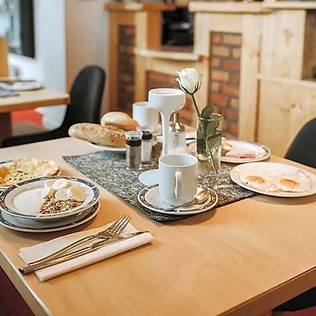Отель Restaurant Gaestehaus Feldkirchen Feldkirchen bei Graz
