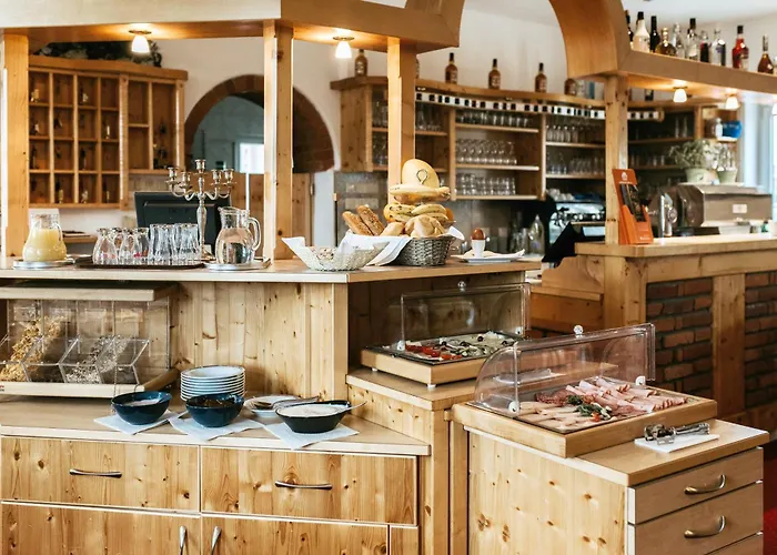 فندق Restaurant Gaestehaus Feldkirchen