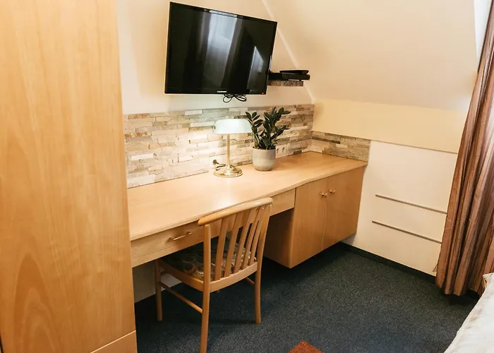 فندق Restaurant Gaestehaus Feldkirchen