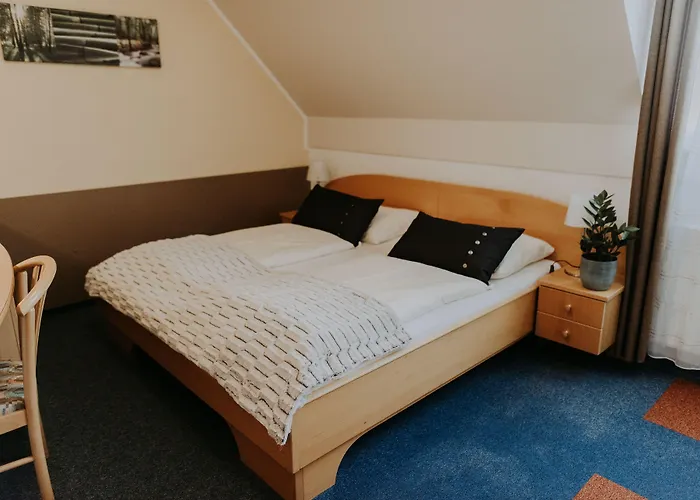 فندق Restaurant Gaestehaus Feldkirchen فيلدكيرتشين باي غراتس