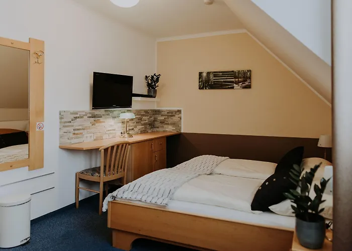 Restaurant Gaestehaus Feldkirchen Hotel 3*